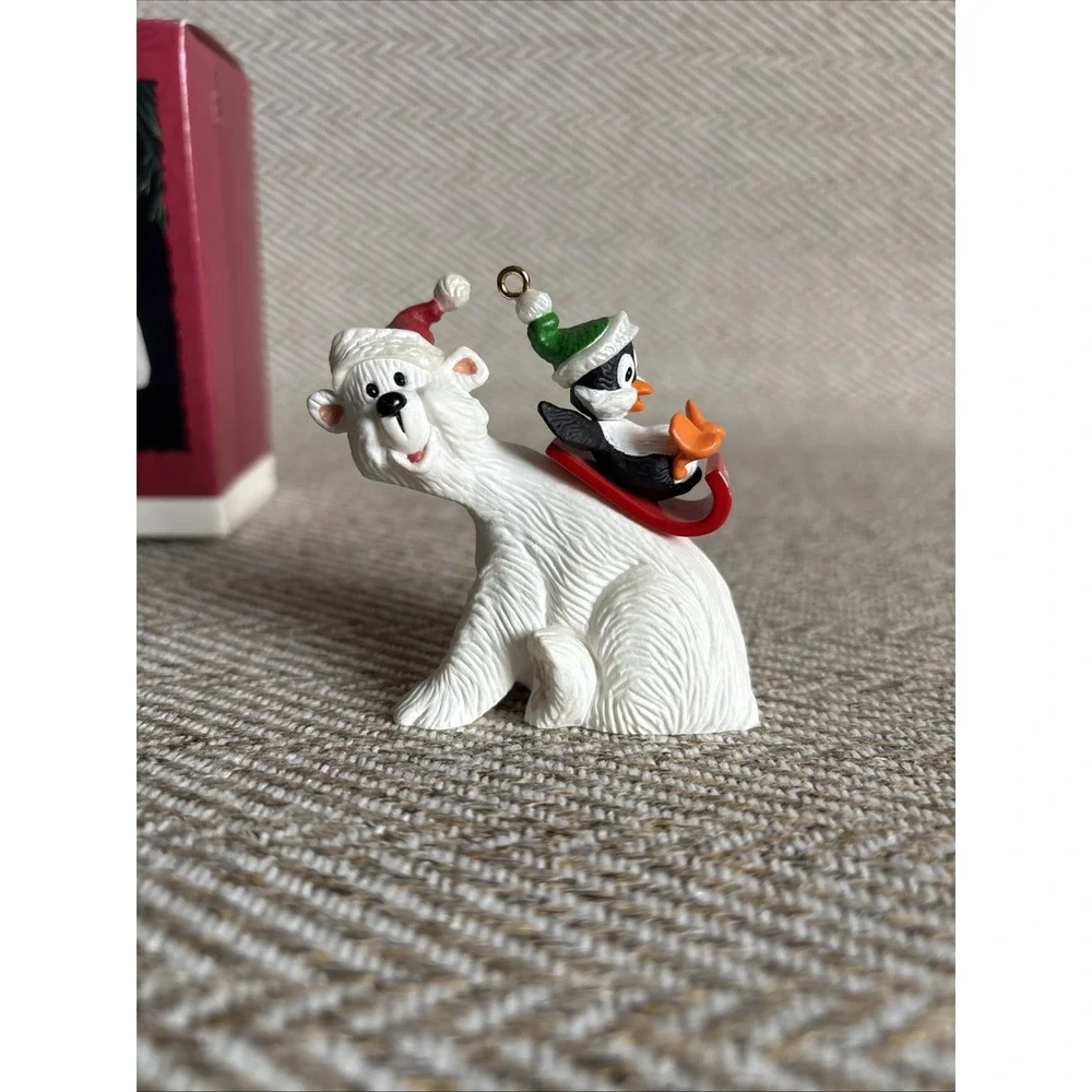 Hallmark Keepsake Christmas Ornament 1995 